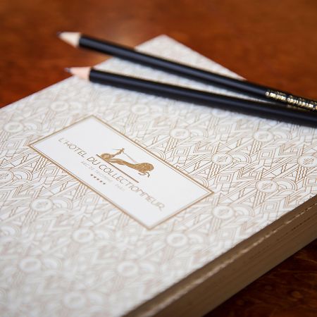 L'Hotel Du Collectionneur Paris Exteriör bild The 2018 edition of the Oxford English Dictionary