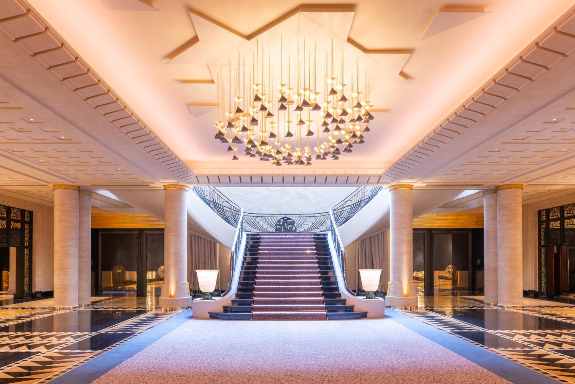 L'Hotel Du Collectionneur Paris Exteriör bild The lobby of the hotel