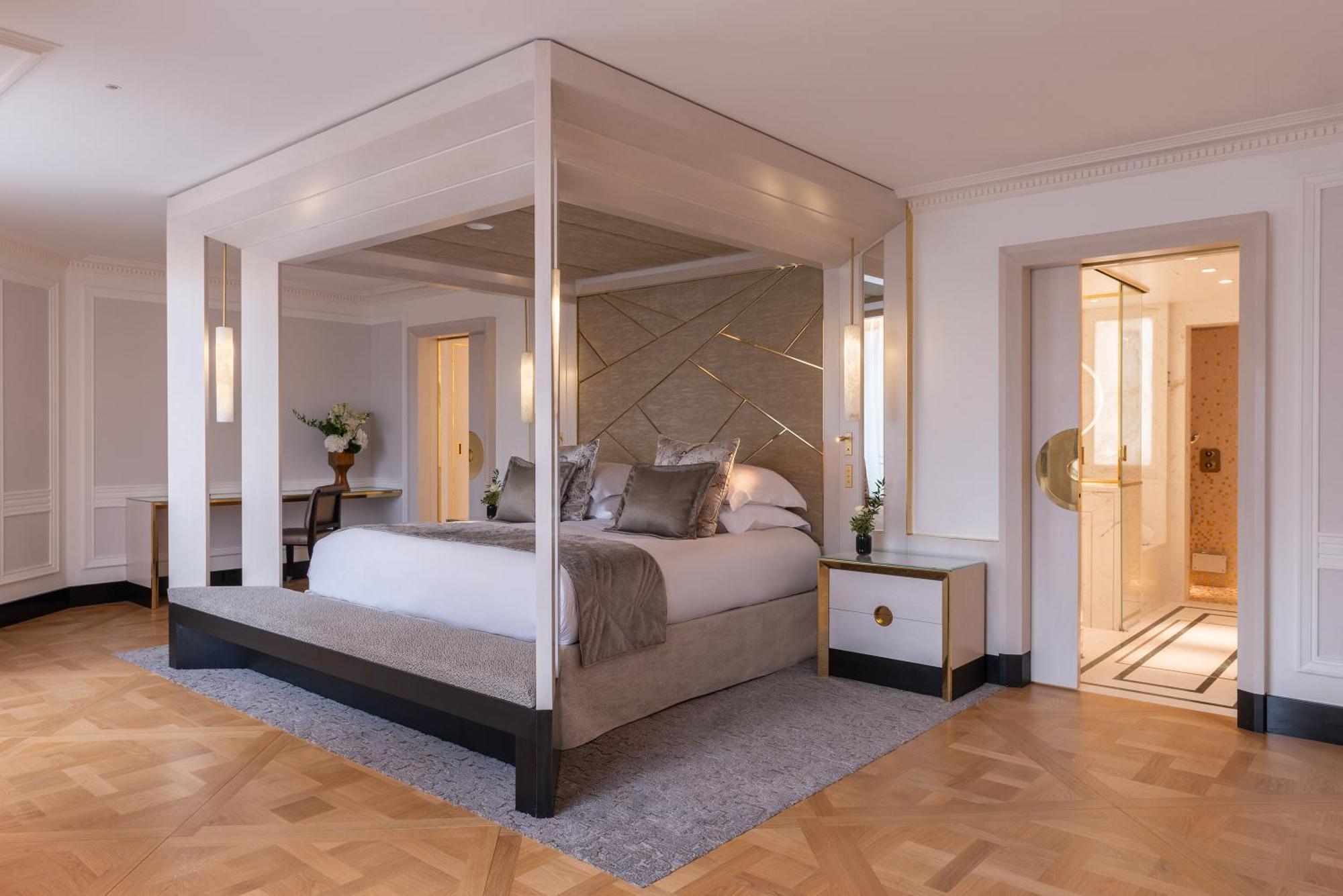L'Hotel Du Collectionneur Paris Exteriör bild The bedroom of the 1930s house